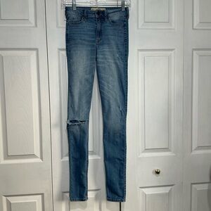 🖤 Hollister Super Skinny High Rise Blue Denim Jeans - 0L